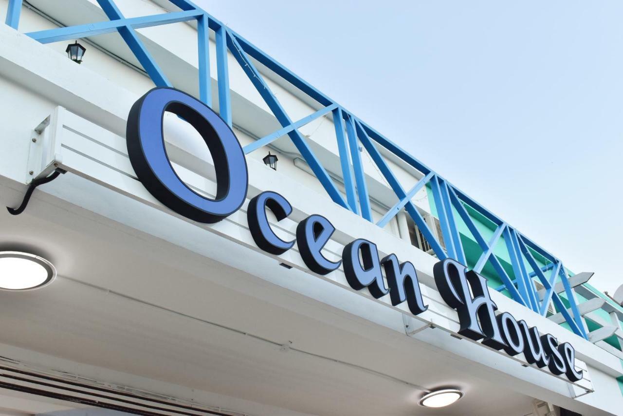 Ocean House Hostel Semporna Bagian luar foto