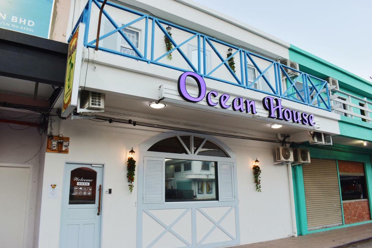 Ocean House Hostel Semporna Bagian luar foto