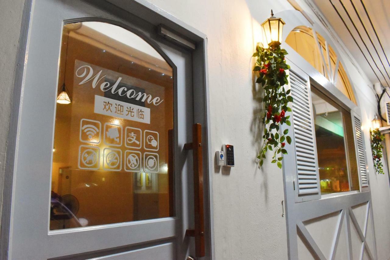 Ocean House Hostel Semporna Bagian luar foto