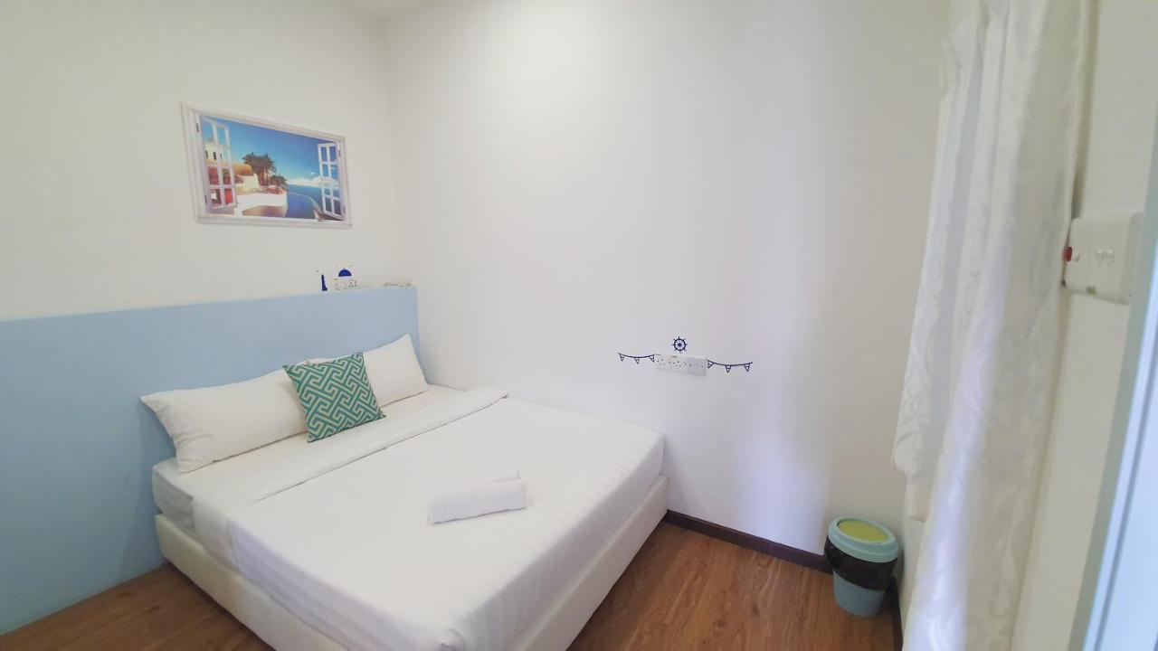 Ocean House Hostel Semporna Bagian luar foto